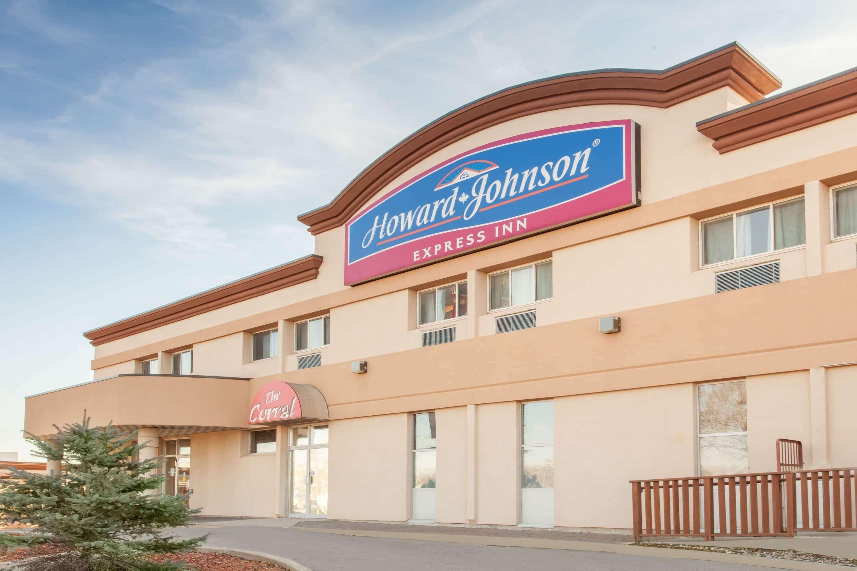 Howard Johnson By Wyndham Winnipeg West Ngoại thất bức ảnh