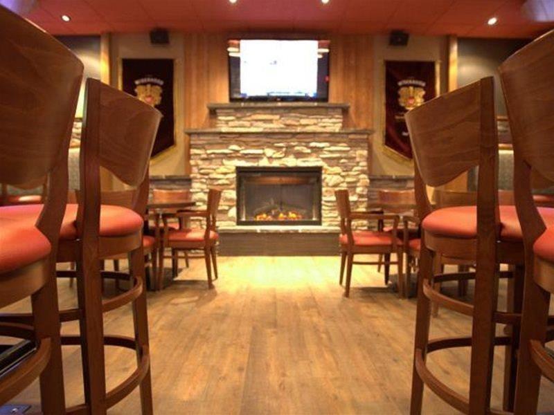 Howard Johnson By Wyndham Winnipeg West Ngoại thất bức ảnh